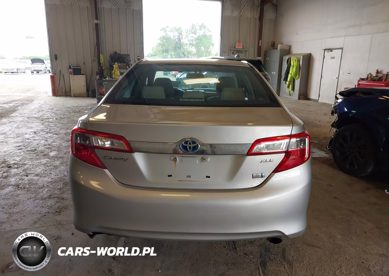 2014 Toyota Camry Hybrid Xle VIN:4T1BD1FK0EU105158 - 16