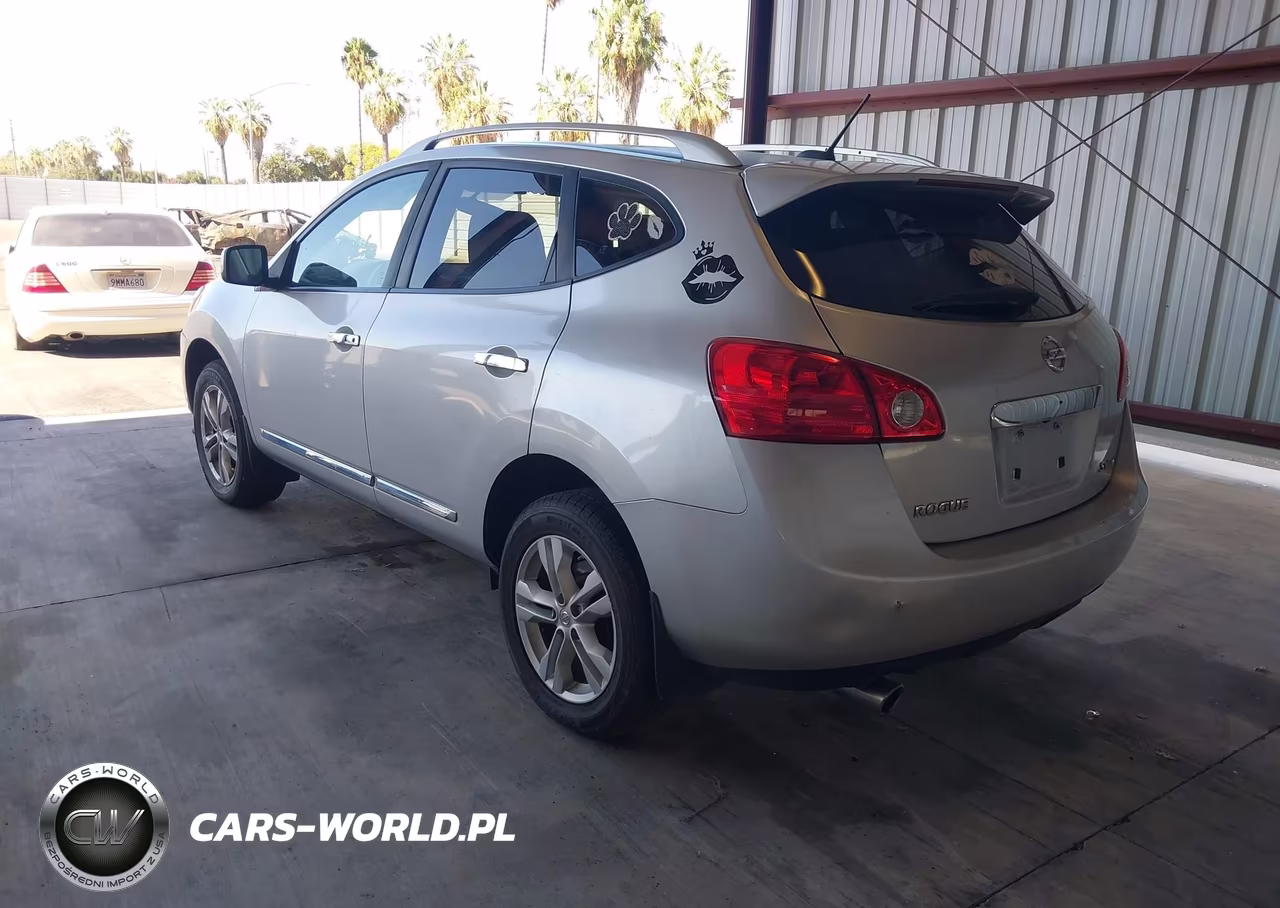 2012 Nissan Rogue Sv VIN:JN8AS5MV2CW717586 - 3