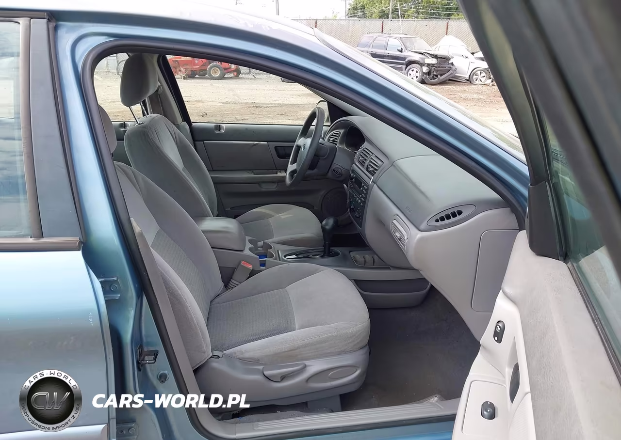 2005 Ford Taurus Se VIN:1FAFP53215A170066 - 5