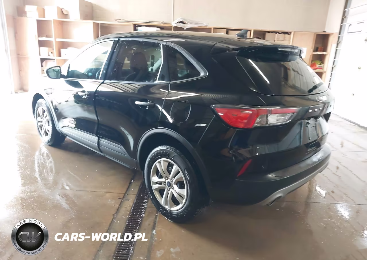 2022 Ford Escape S VIN:1FMCU9F61NUB50096 - 3