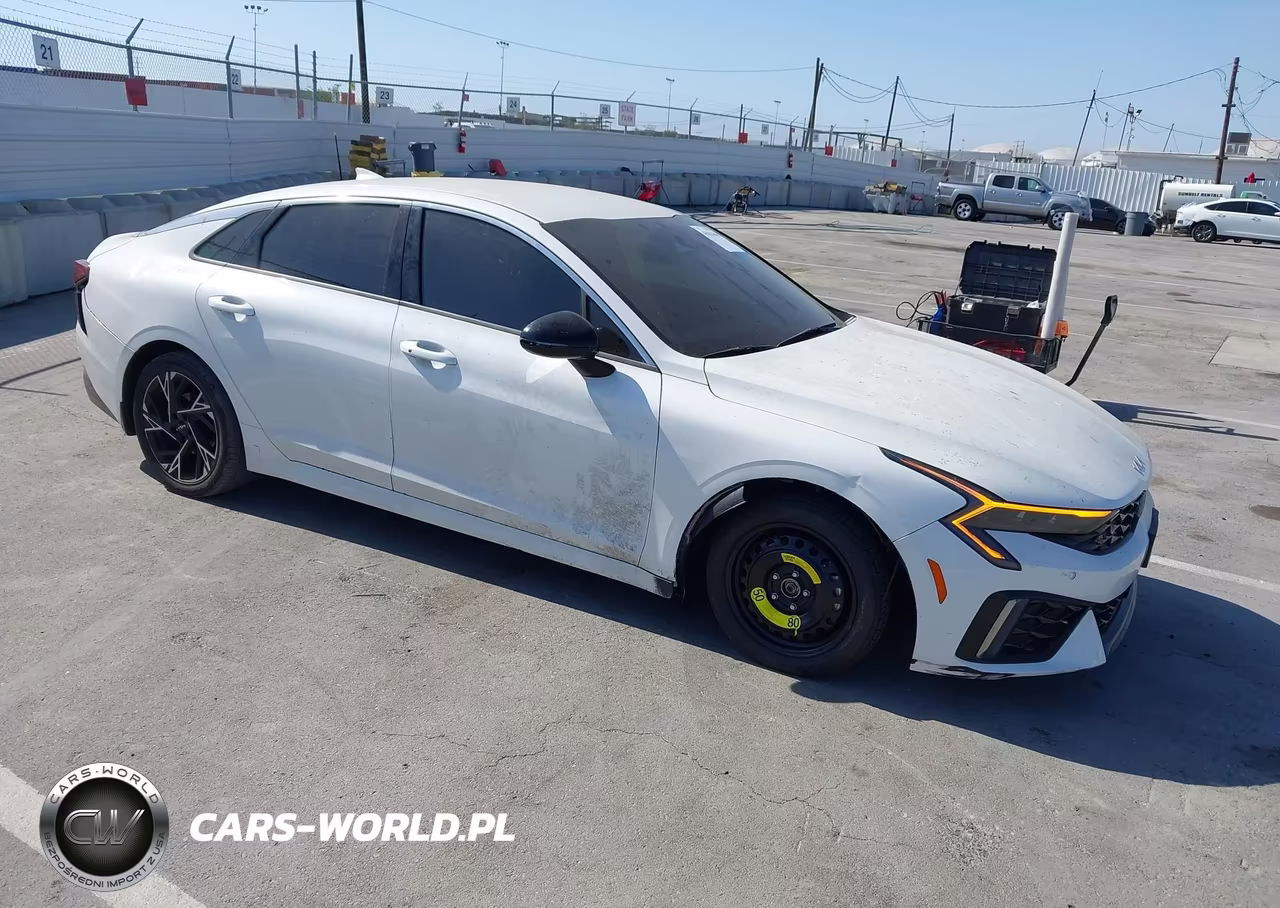 2025 Kia K5 Gt-Line – zdjęcie 1 z 16