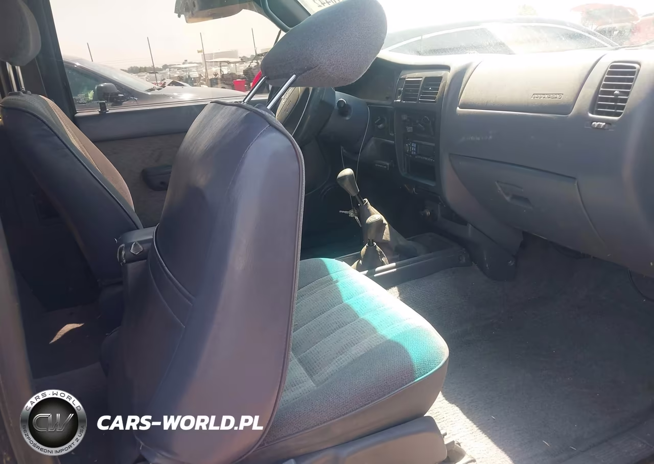 1998 Toyota Tacoma VIN:4TAWM72N5WZ016839 - 5