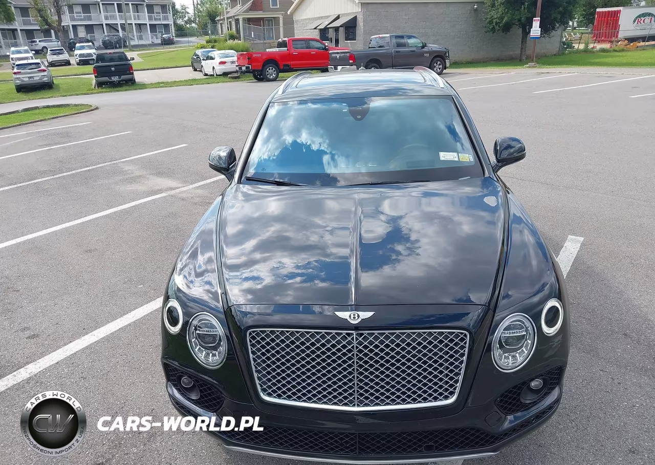 2017 Bentley Bentayga W12-W12 First Edition VIN:SJAAC2ZV1HC013275 - 6