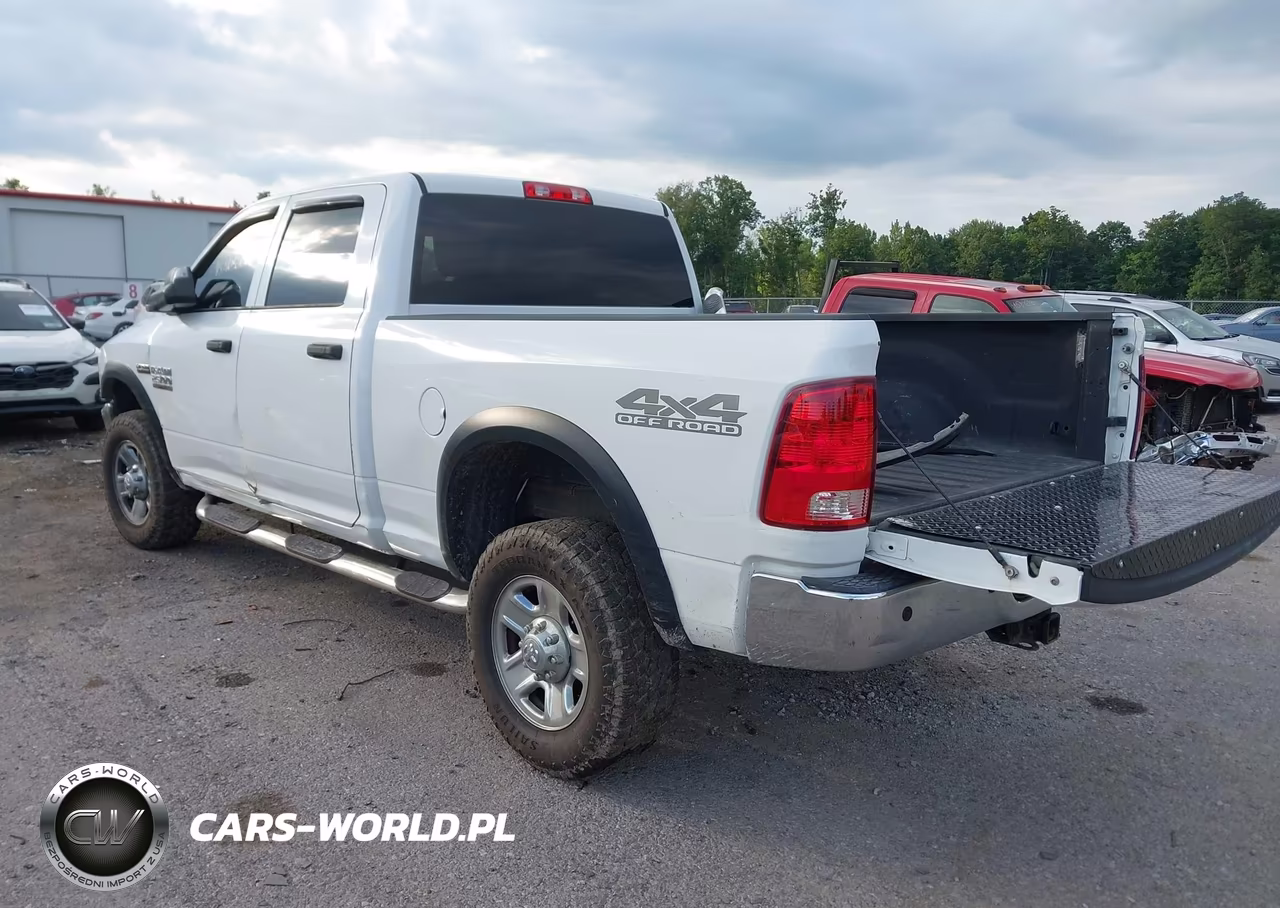2017 Ram 2500 Tradesman 4X4 6'4 Box VIN:3C6UR5CJ9HG759785 - 3