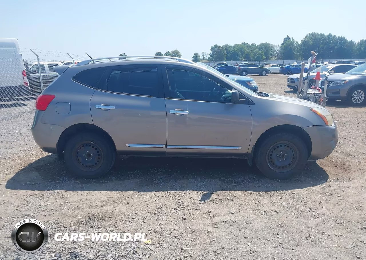 2015 Nissan Rogue Select S VIN:JN8AS5MT4FW666000 - 14