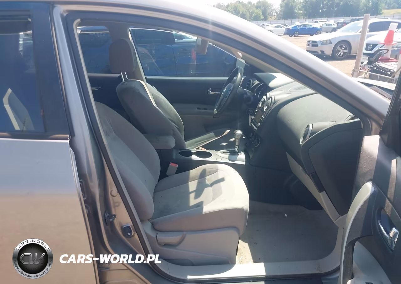 2015 Nissan Rogue Select S VIN:JN8AS5MT4FW666000 - 5