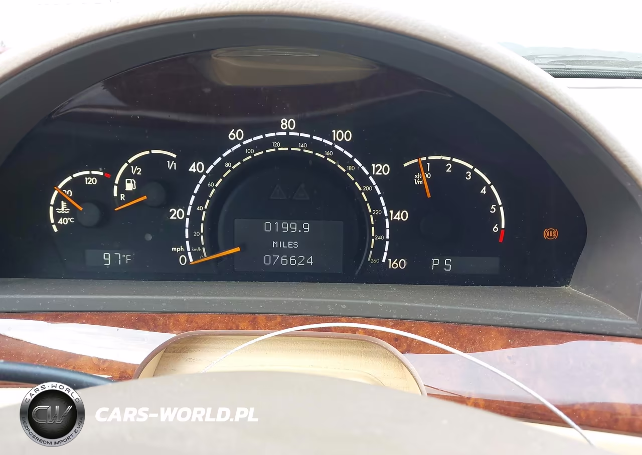 2000 Mercedes-Benz S 500 VIN:WDBNG75J9YA048774 - 7
