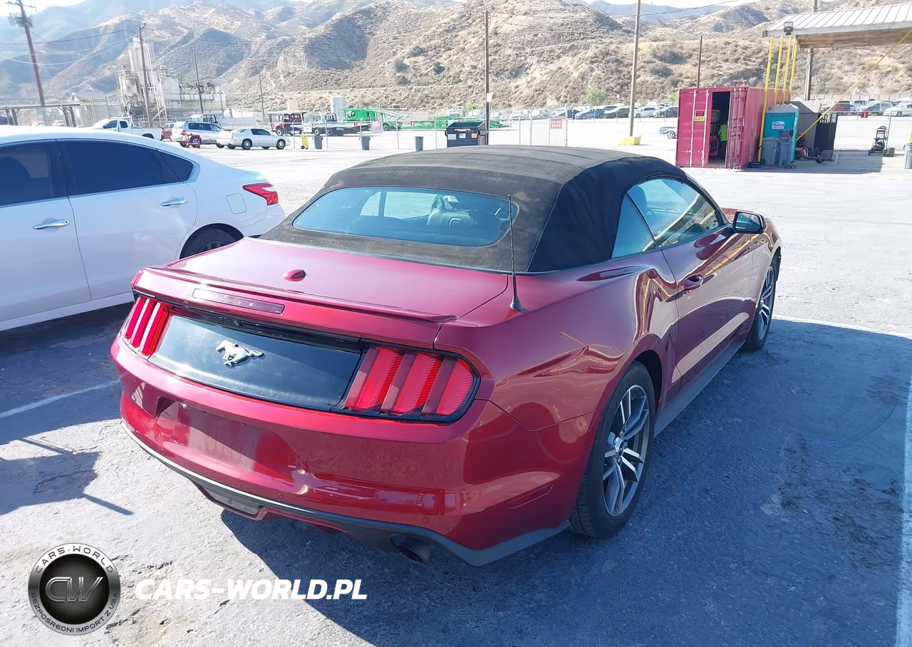 2016 Ford Mustang Ecoboost Premium VIN:1FATP8UH5G5328220 - 4