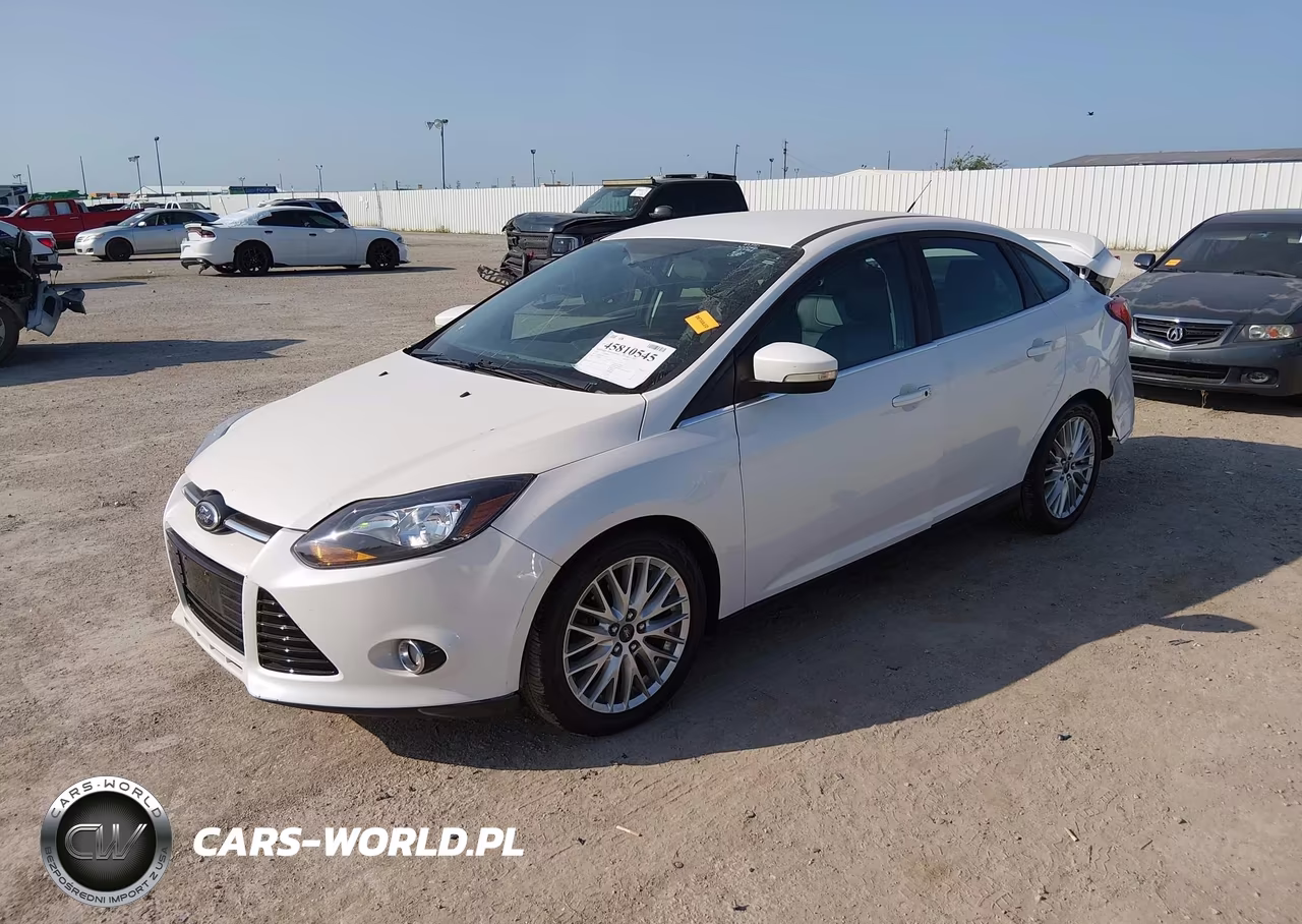 2014 Ford Focus Titanium VIN:1FADP3J22EL257994 - 2