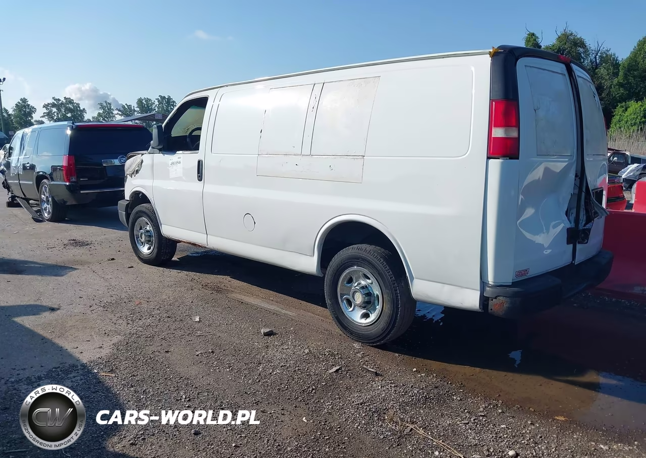 2008 Chevrolet Express Work Van VIN:1GCHG35C881138099 - 3