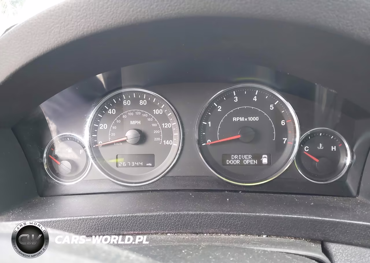 2008 Jeep Grand Cherokee Laredo VIN:1J8GR48K18C183297 - 7