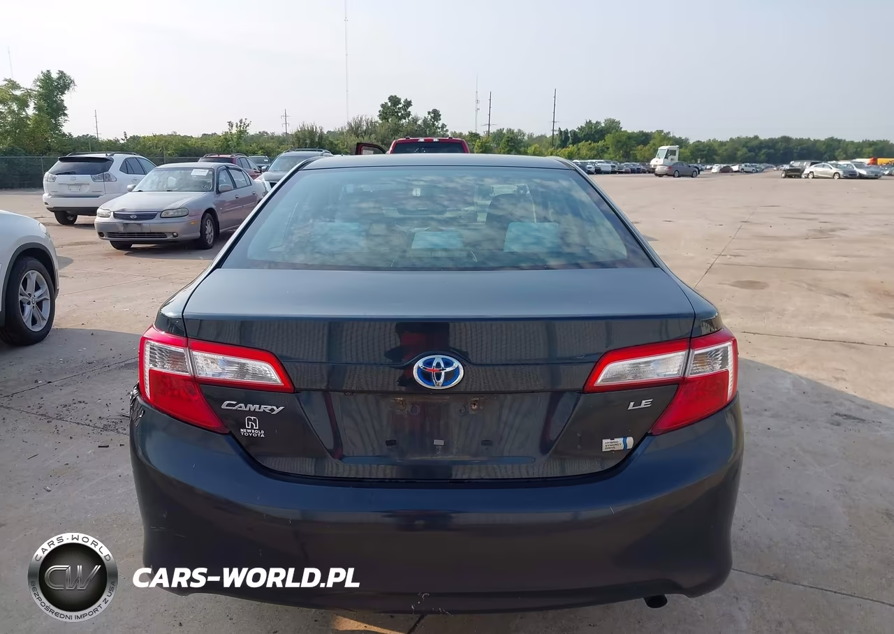 2014 Toyota Camry Hybrid Le VIN:4T1BD1FK7EU114326 - 16