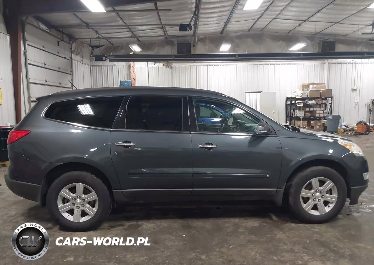 2010 Chevrolet Traverse Lt VIN:1GNLRGED3AS103126 - 13