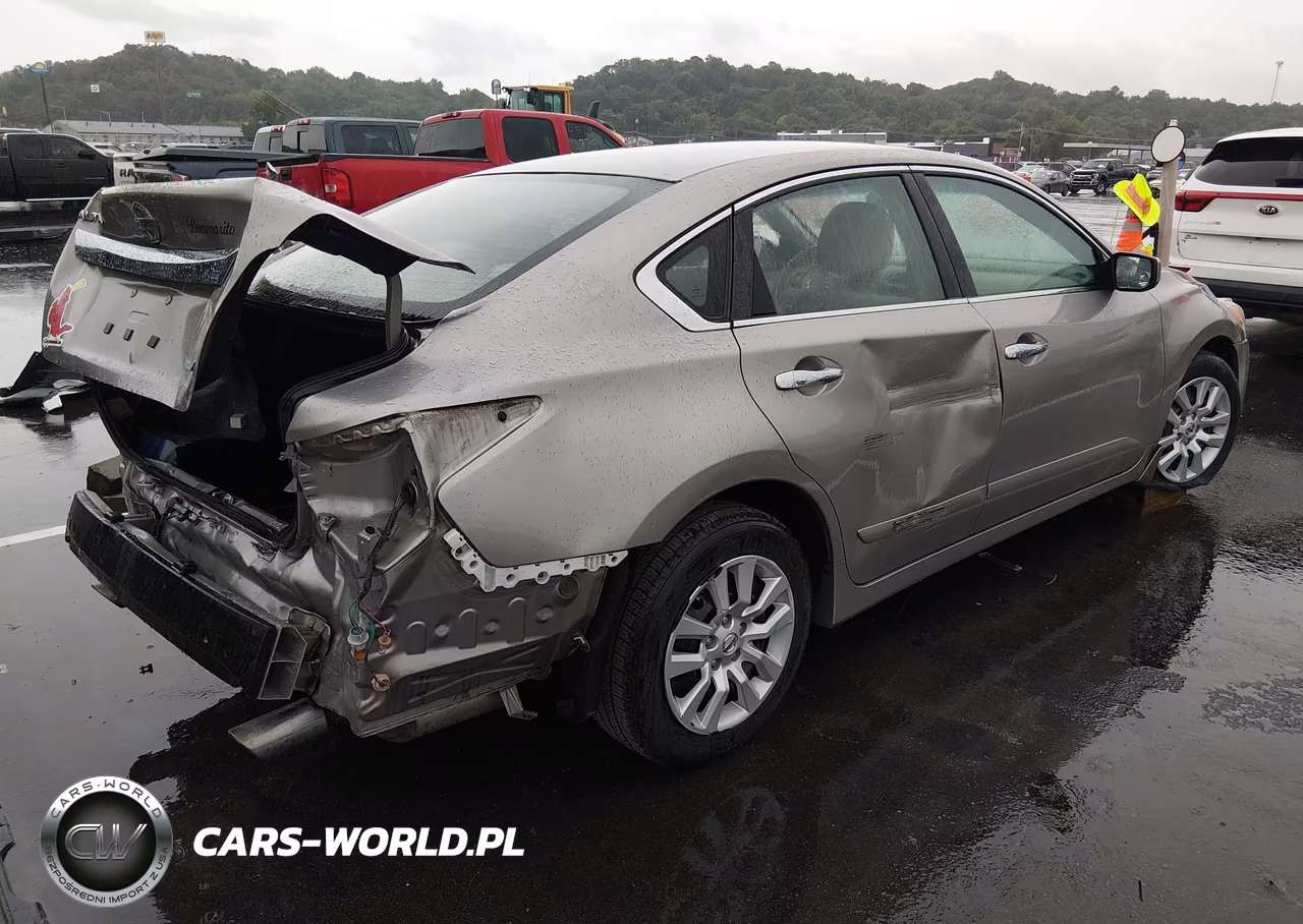 2013 Nissan Altima 2.5 S VIN:1N4AL3AP4DC286714 - 4