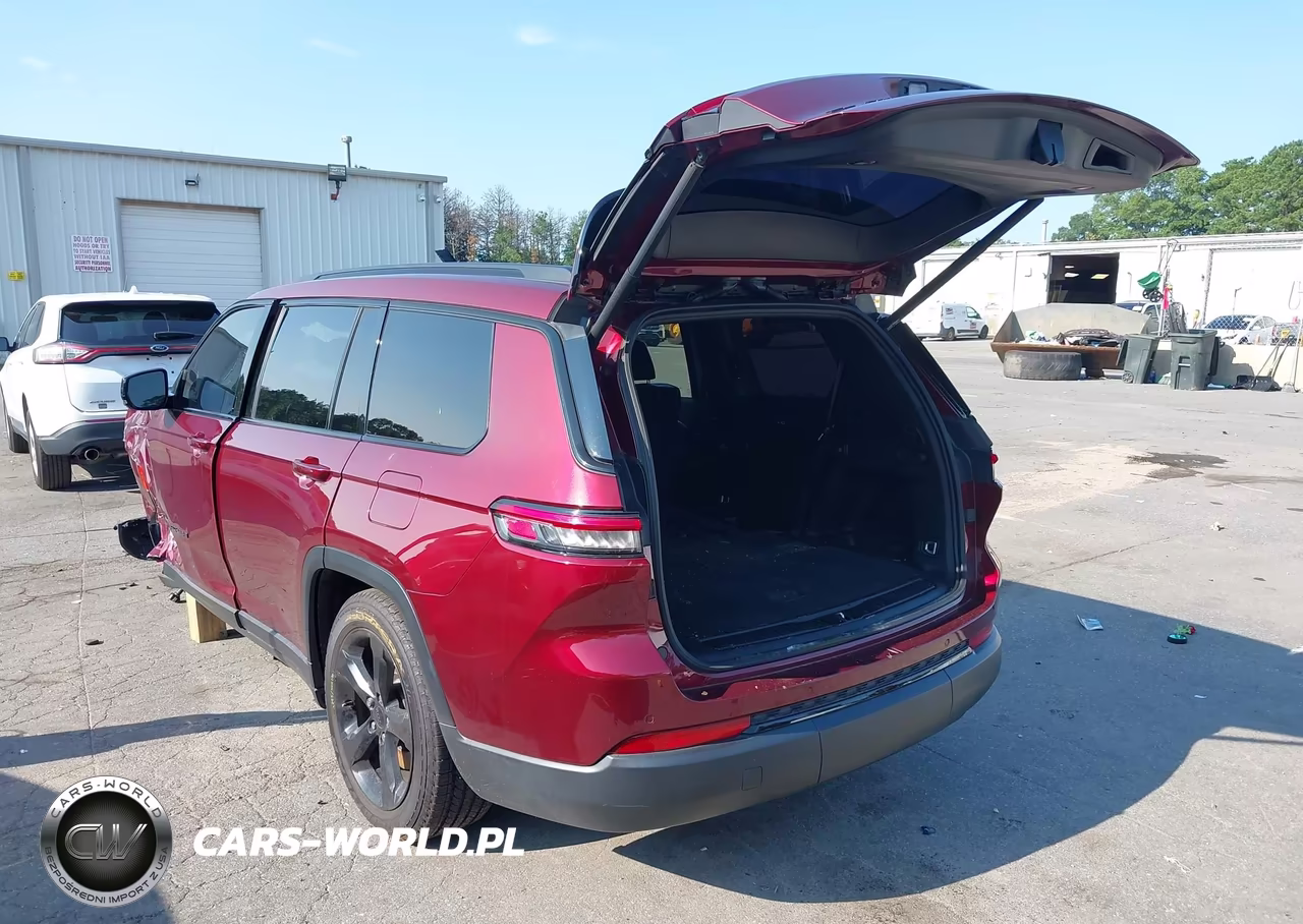 2023 Jeep Grand Cherokee L Laredo VIN:1C4RJKAG8P8718984 - 3