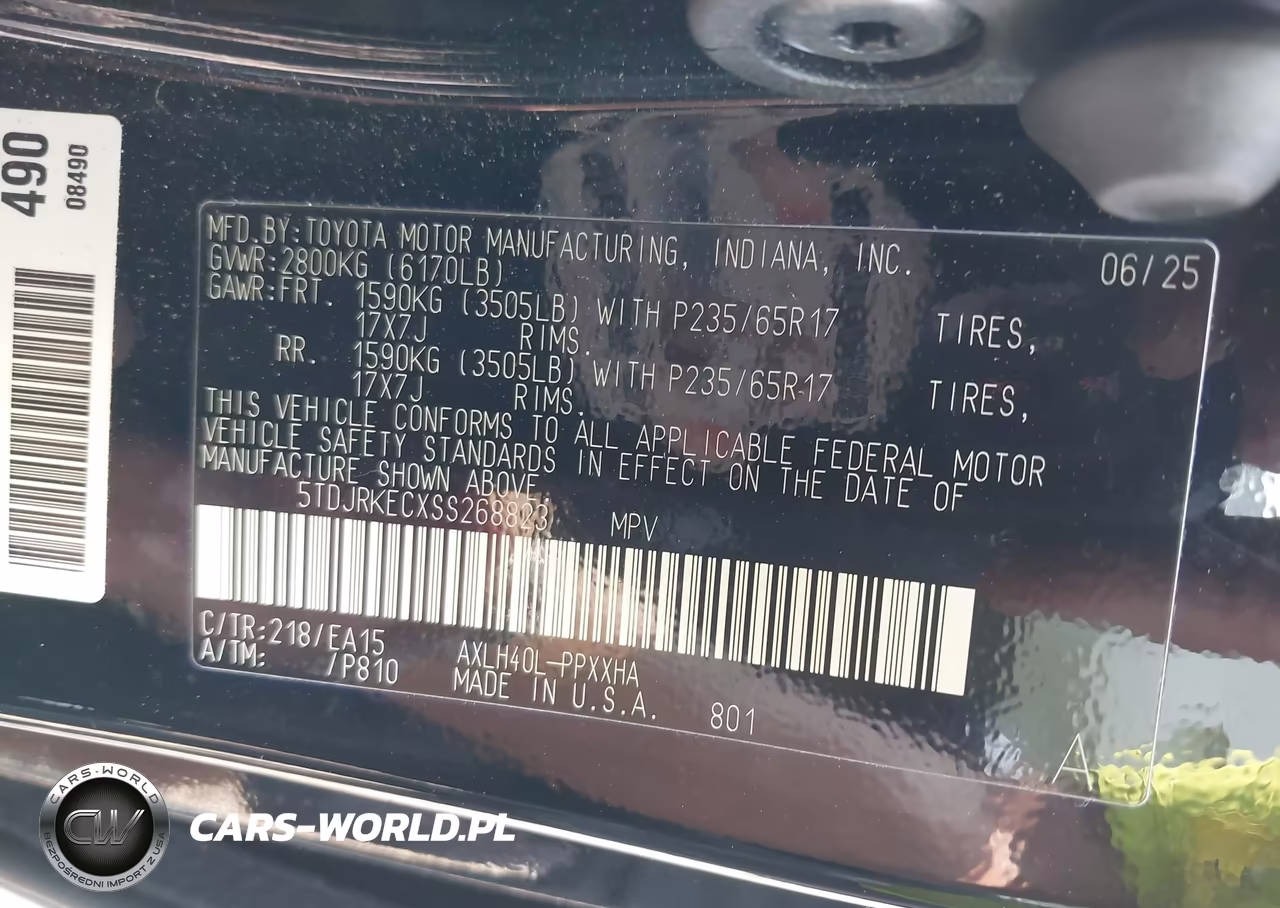 2025 Toyota Sienna Xle VIN:5TDJRKECXSS268823 - 9