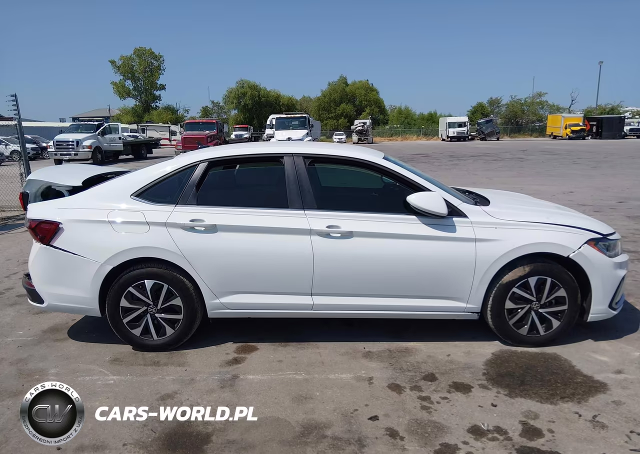 2025 Volkswagen Jetta 1.5T S VIN:3VW5X7BU1SM045181 - 12