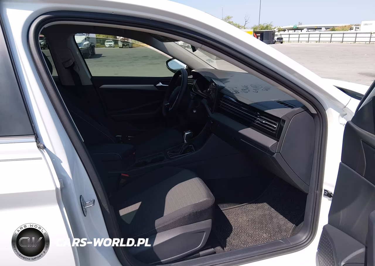 2025 Volkswagen Jetta 1.5T S VIN:3VW5X7BU1SM045181 - 5