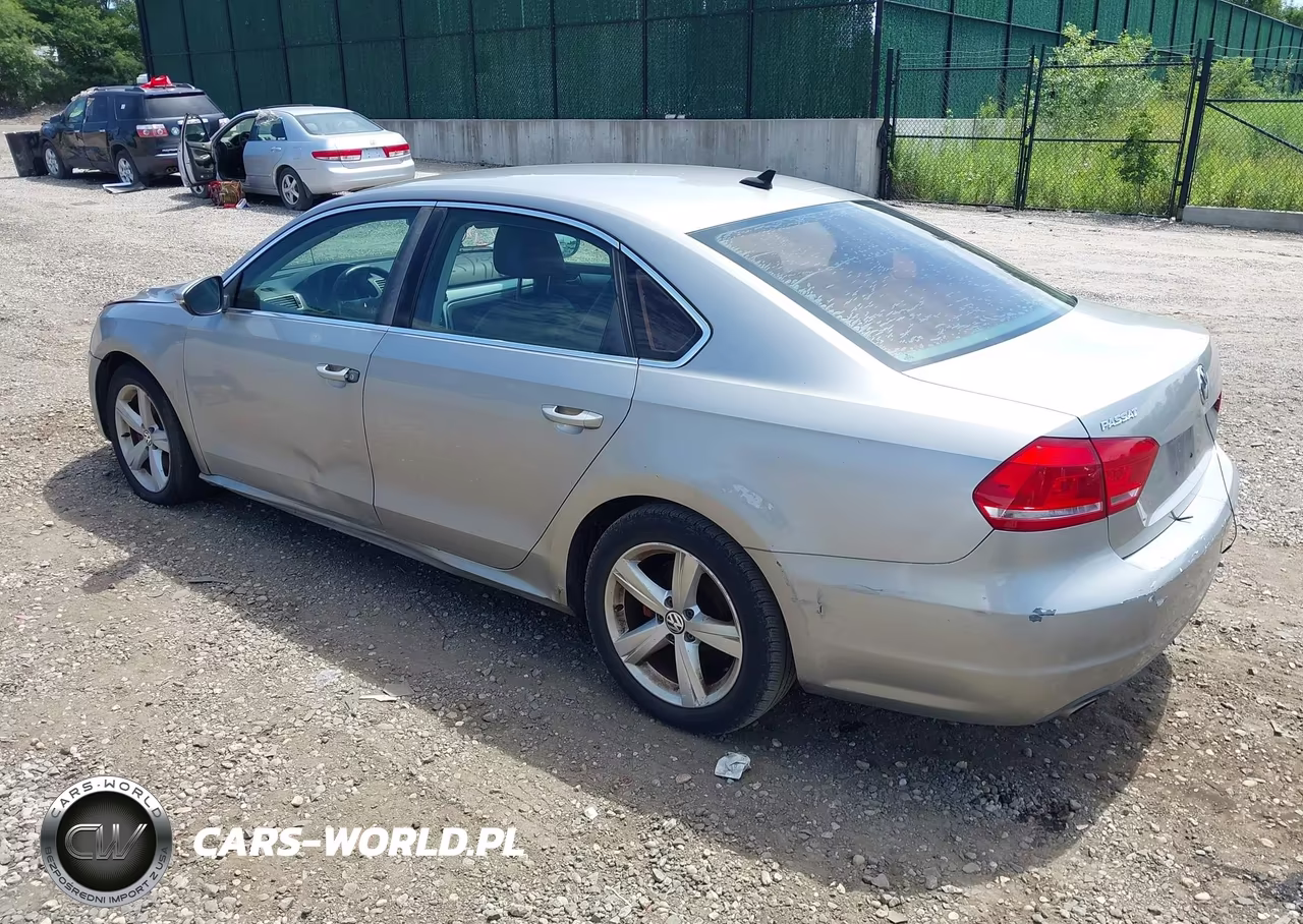 2012 Volkswagen Passat 2.5L Se VIN:1VWBP7A30CC072130 - 3