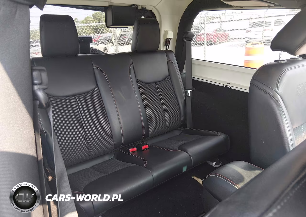 2016 Jeep Wrangler 75Th Anniversary VIN:1C4AJWBG8GL342481 - 8