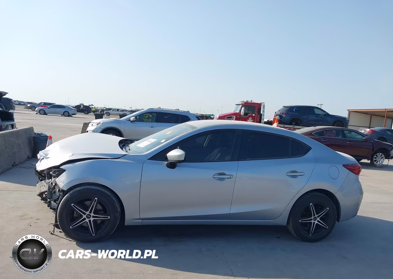 2017 Mazda Mazda3 Sport VIN:3MZBN1U71HM153841 - 15