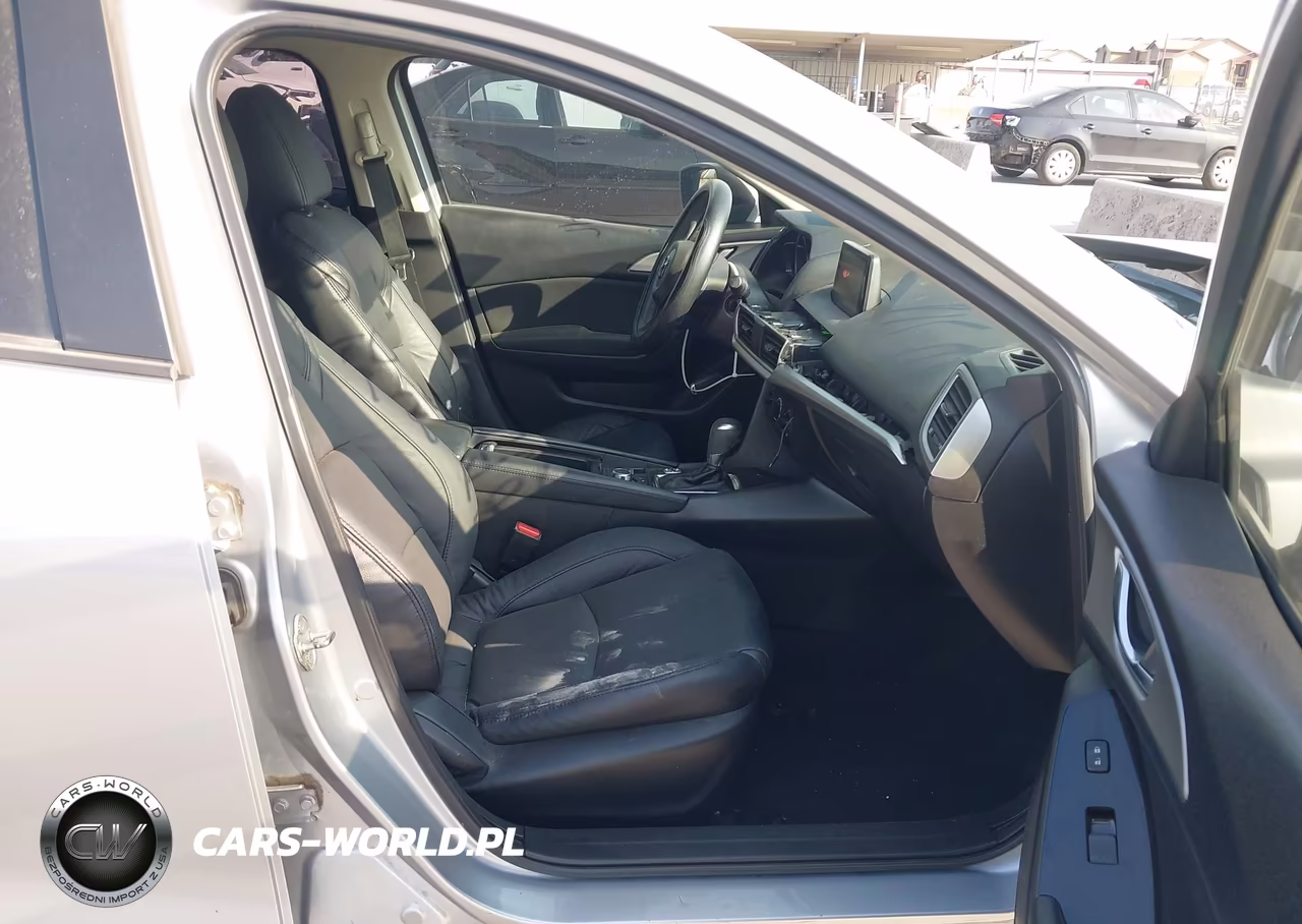 2017 Mazda Mazda3 Sport VIN:3MZBN1U71HM153841 - 5