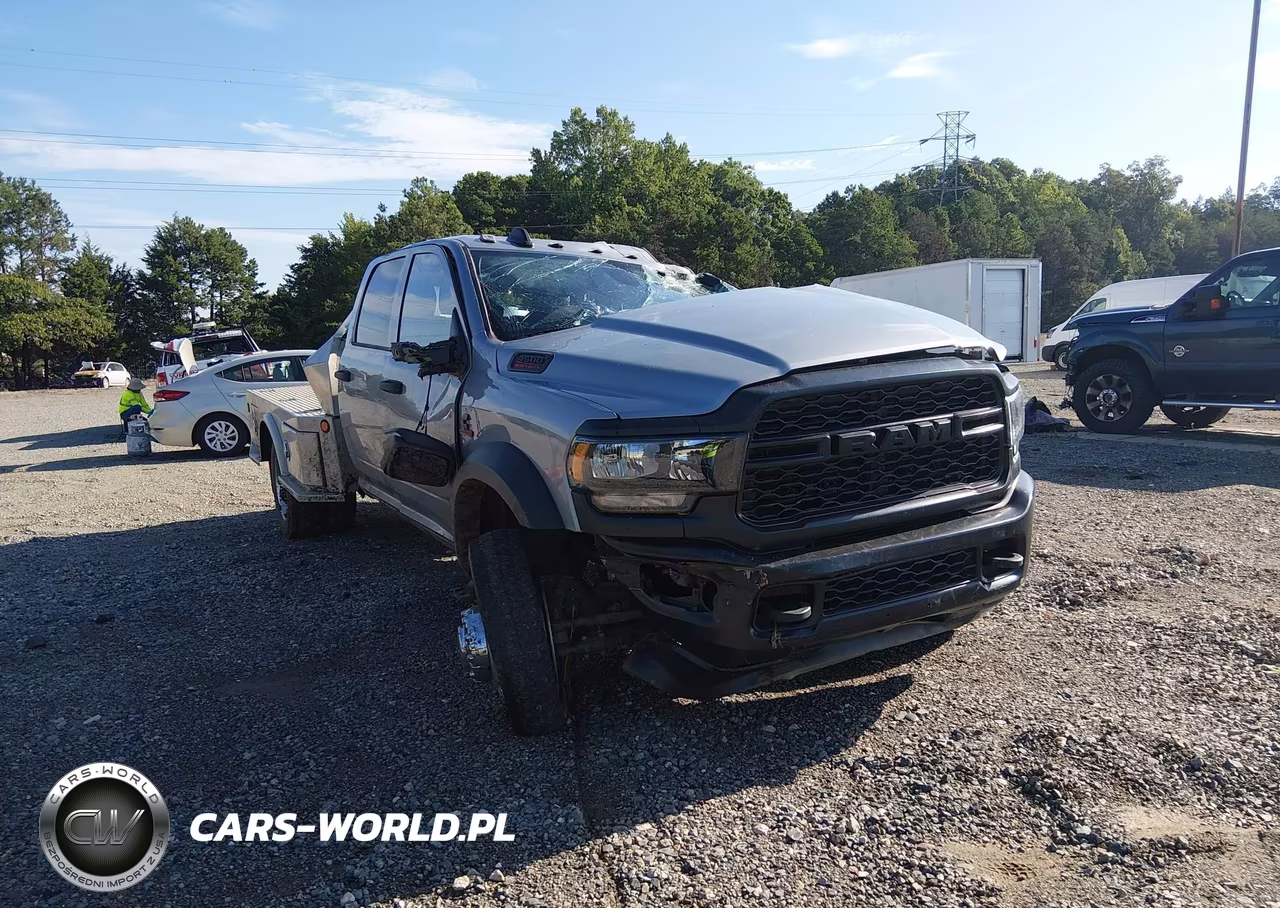 2024 Ram 4500 Chassis Tradesman-Slt-Laramie-Limited VIN:3C7WRLEL0RG240892 - 2