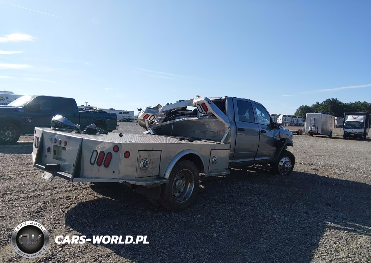 2024 Ram 4500 Chassis Tradesman-Slt-Laramie-Limited VIN:3C7WRLEL0RG240892 - 3