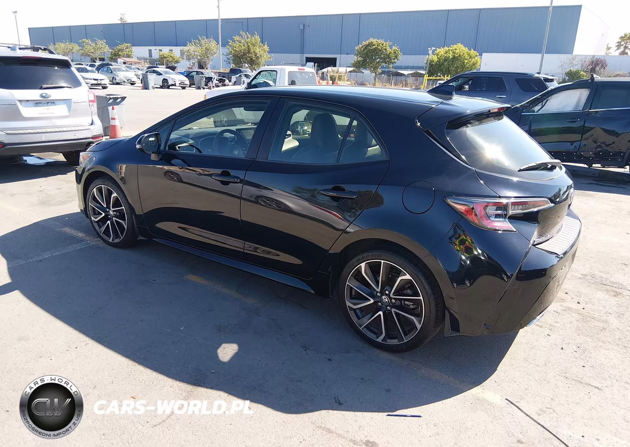 2019 Toyota Corolla Xse VIN:JTNK4RBE3K3030987 - 3