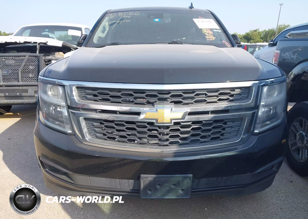 2018 Chevrolet Suburban Lt VIN:1GNSCHKC7JR106715 - 12