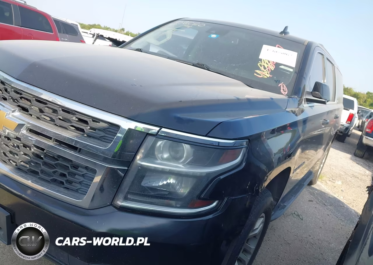 2018 Chevrolet Suburban Lt VIN:1GNSCHKC7JR106715 - 2