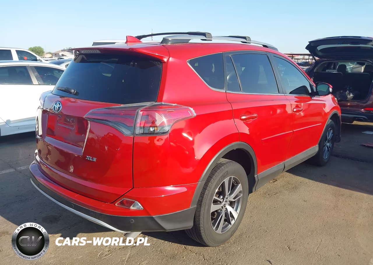 2017 Toyota Rav4 Xle VIN:JTMWFREV7HJ106596 - 4