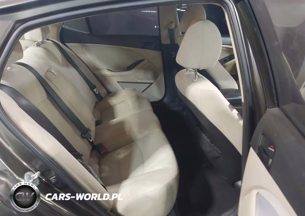 2015 Kia Optima Lx VIN:5XXGM4A76FG356952 - 8