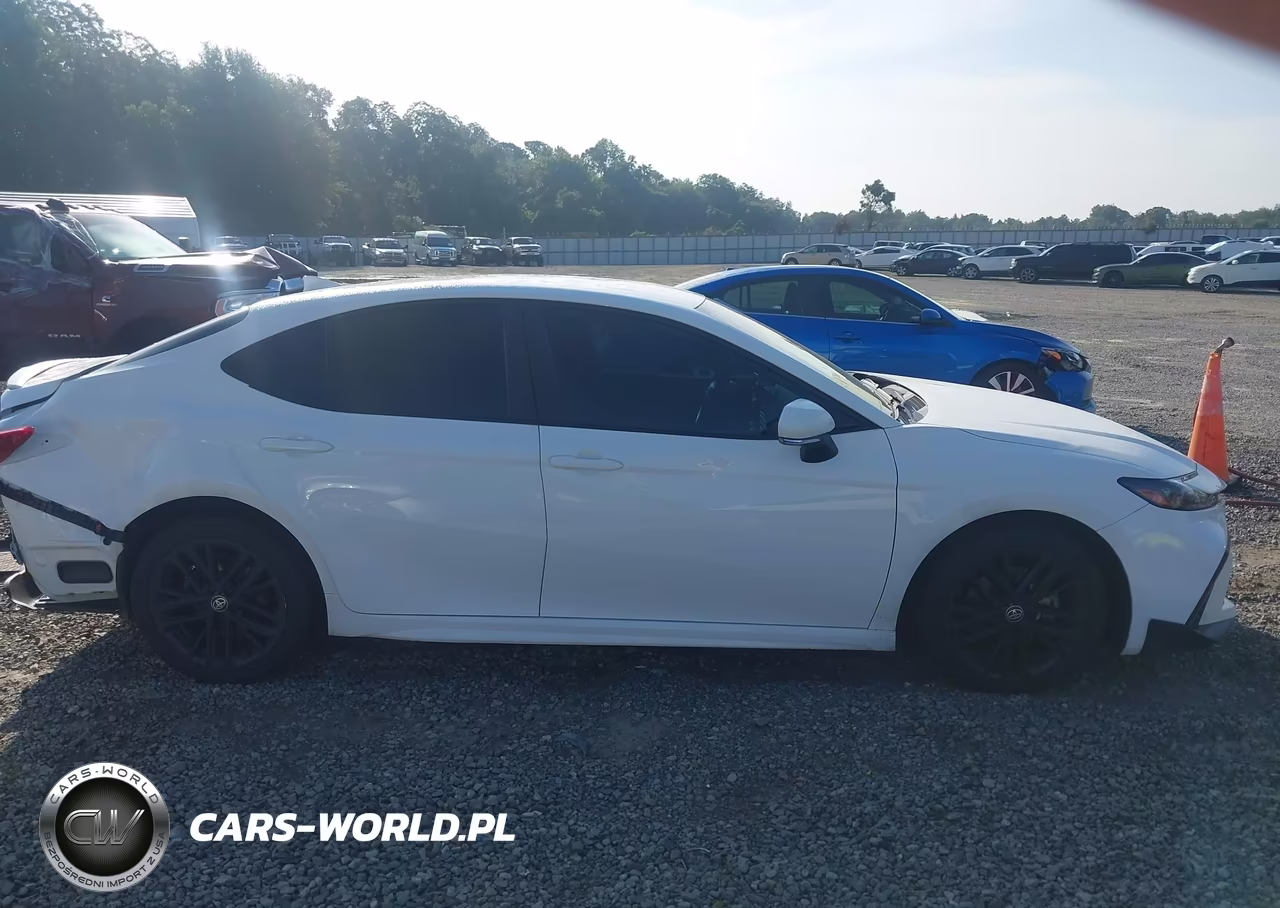 2025 Toyota Camry Se VIN:4T1DAACK8SU034955 - 13