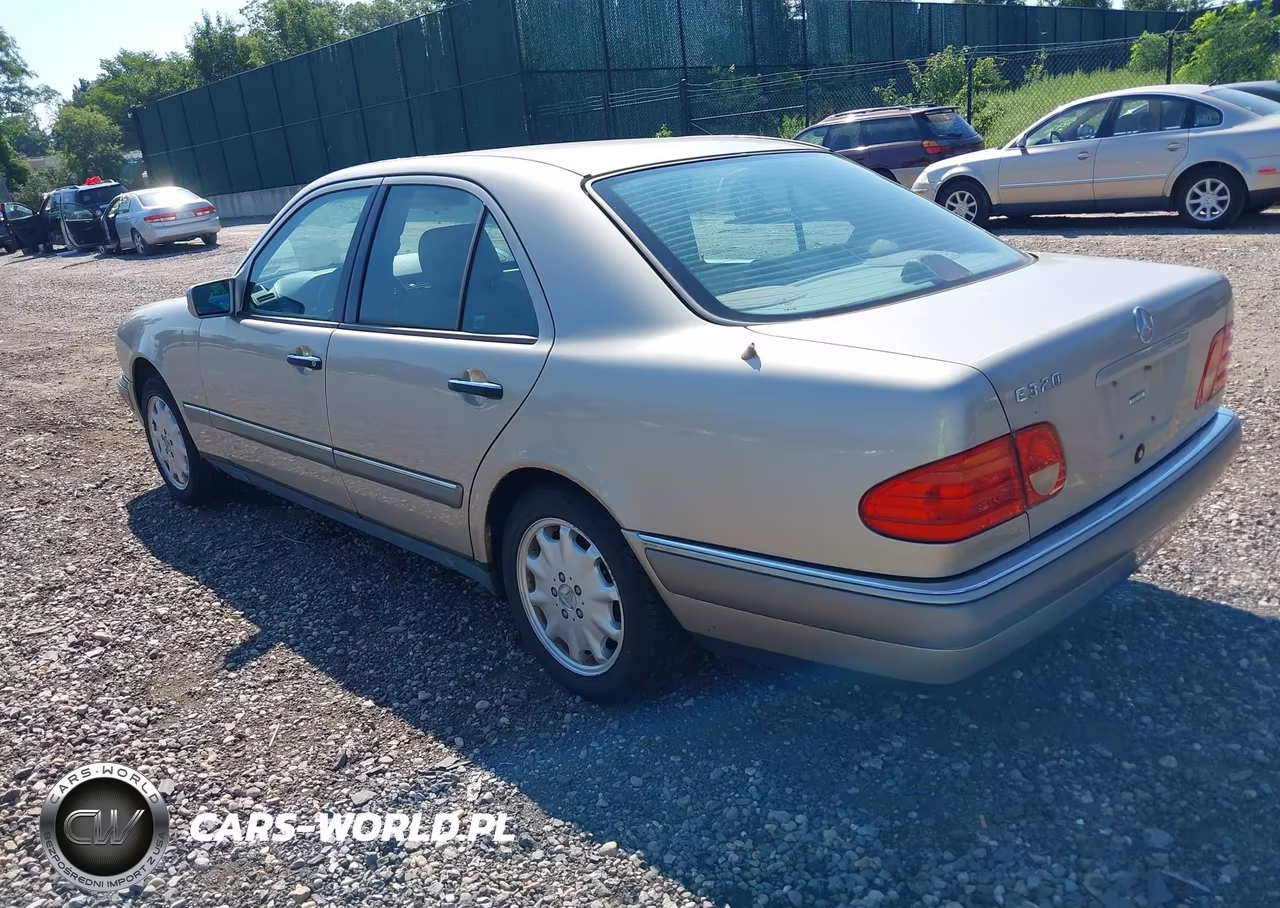 1996 Mercedes-Benz E 320 VIN:WDBJF55F2TJ019367 - 3