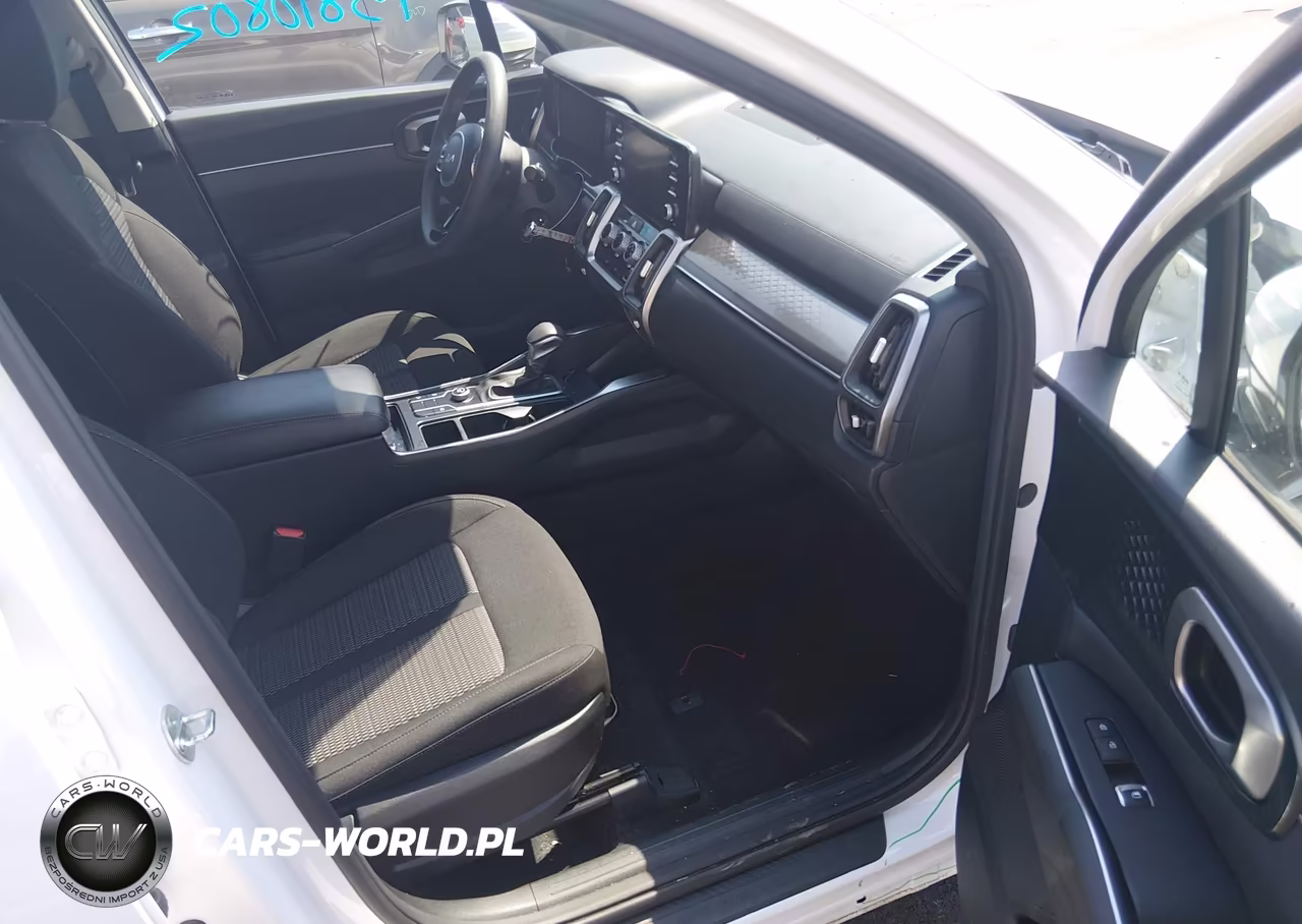 2023 Kia Sorento Lx VIN:5XYRG4LC0PG185204 - 5
