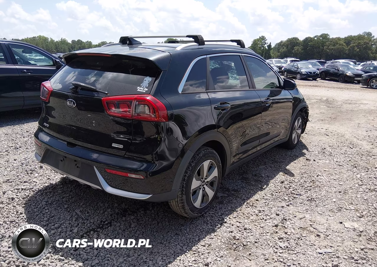 2018 Kia Niro Lx VIN:KNDCB3LC9J5145363 - 4