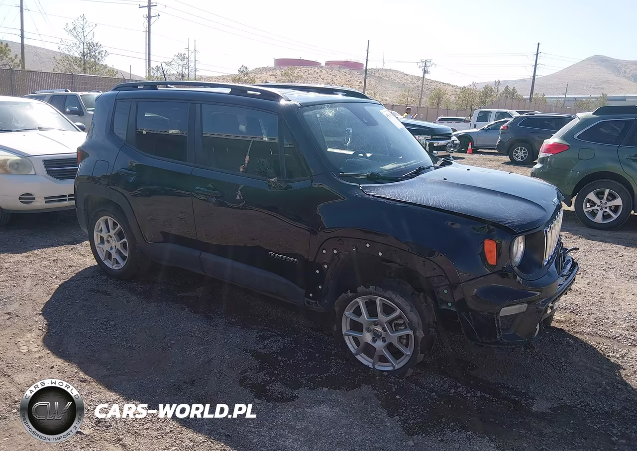 2021 Jeep Renegade Latitude 4X4 – zdjęcie 1 z 16