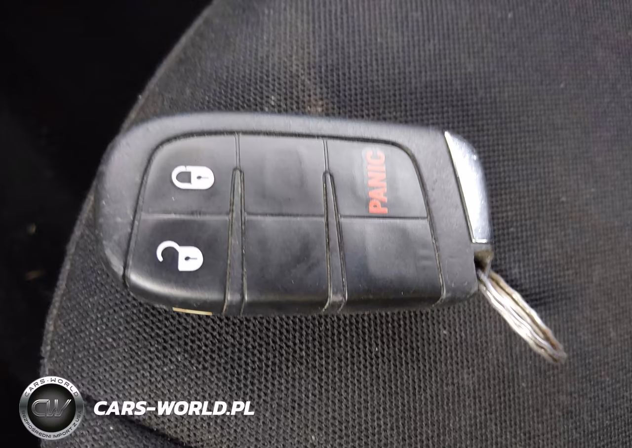 2021 Jeep Renegade Latitude 4X4 VIN:ZACNJDBB4MPN24760 - 11
