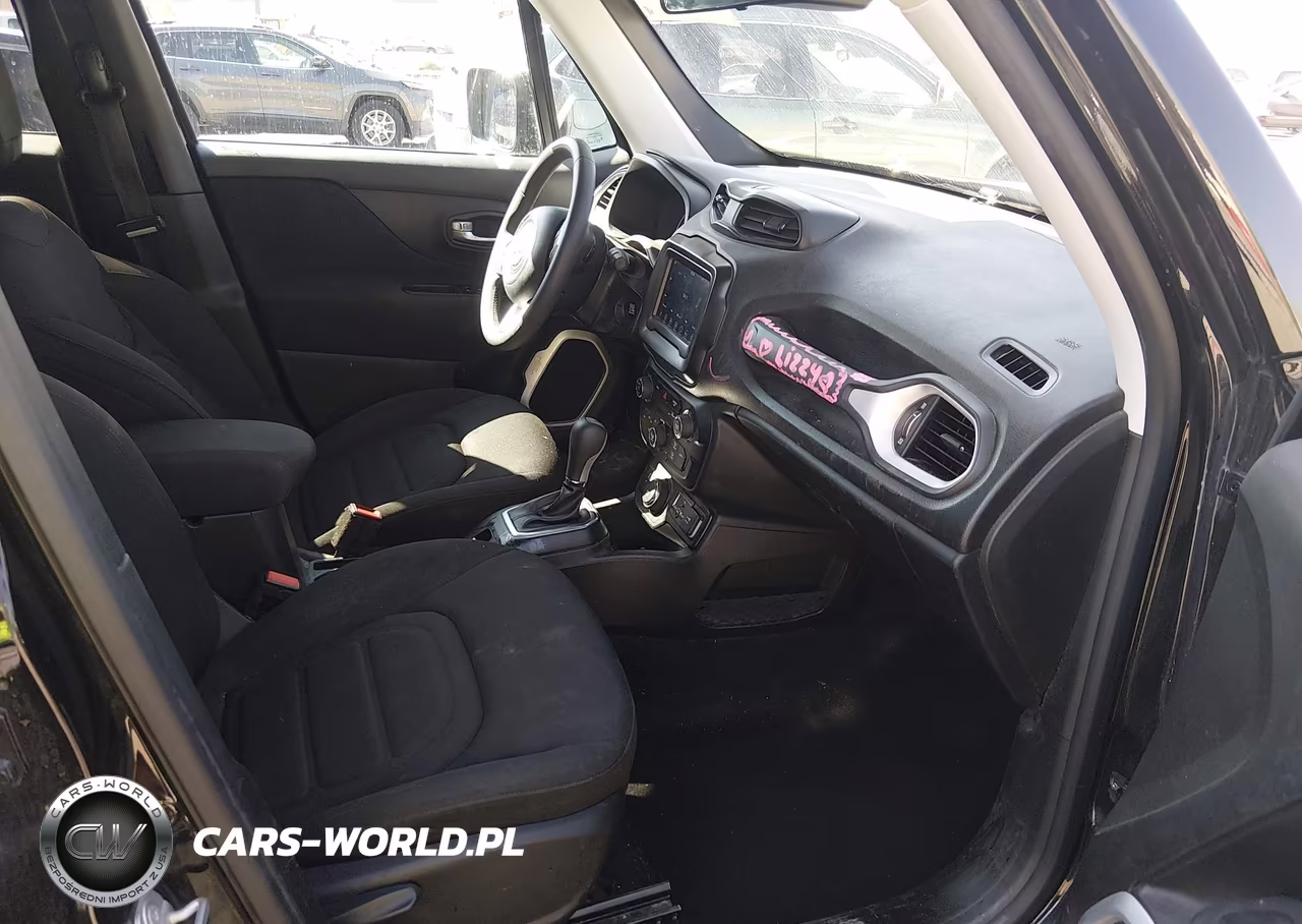 2021 Jeep Renegade Latitude 4X4 VIN:ZACNJDBB4MPN24760 - 5