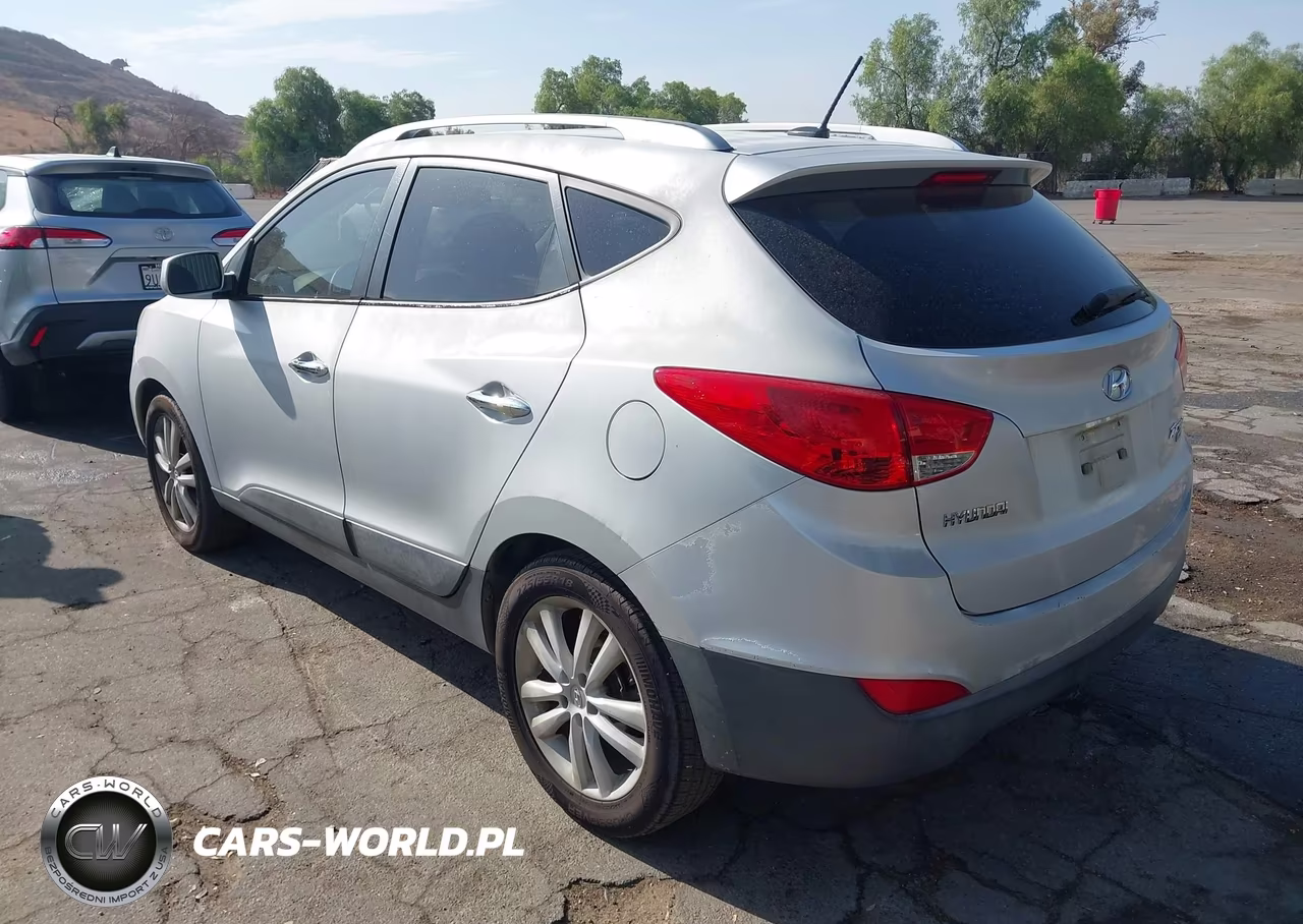 2011 Hyundai Tucson Limited VIN:KM8JU3AC1BU289920 - 3