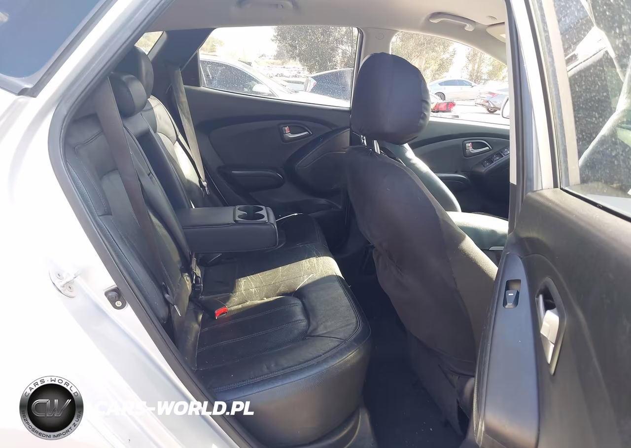 2011 Hyundai Tucson Limited VIN:KM8JU3AC1BU289920 - 8