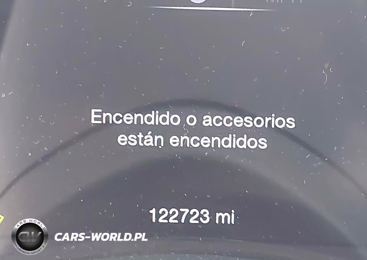 2018 Jeep Grand Cherokee Altitude 4X4 VIN:1C4RJFAG9JC367644 - 15
