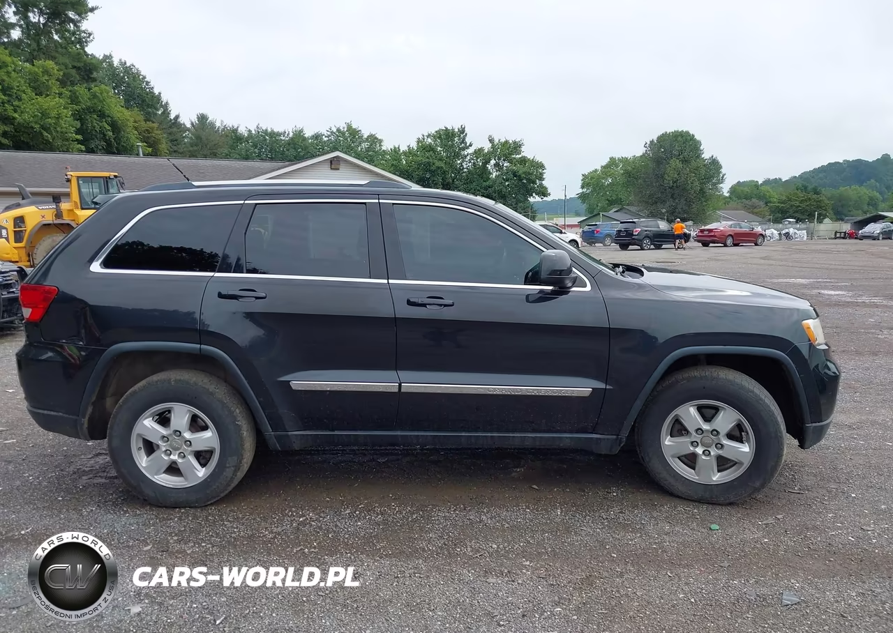 2013 Jeep Grand Cherokee Laredo VIN:1C4RJFAG6DC633495 - 14