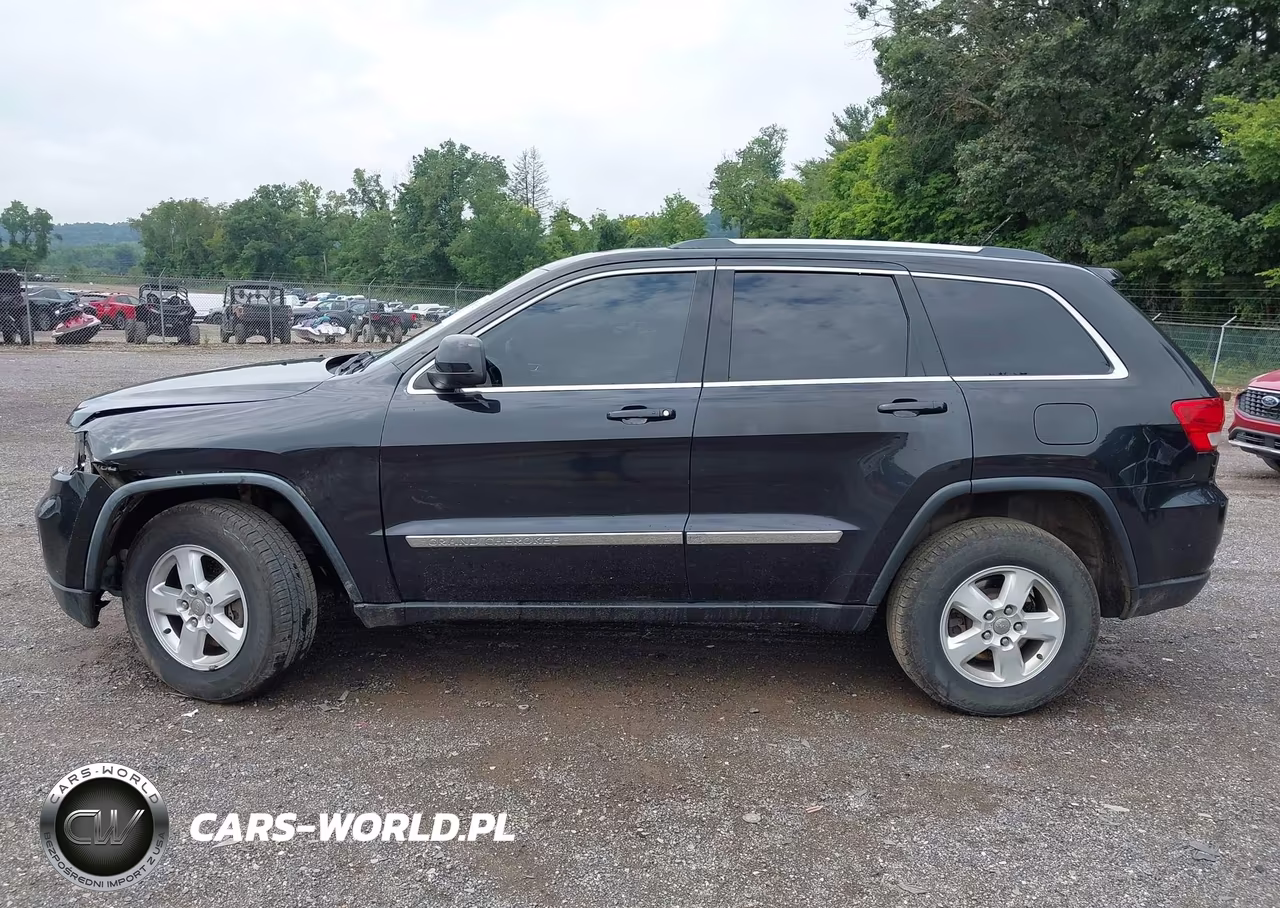 2013 Jeep Grand Cherokee Laredo VIN:1C4RJFAG6DC633495 - 15