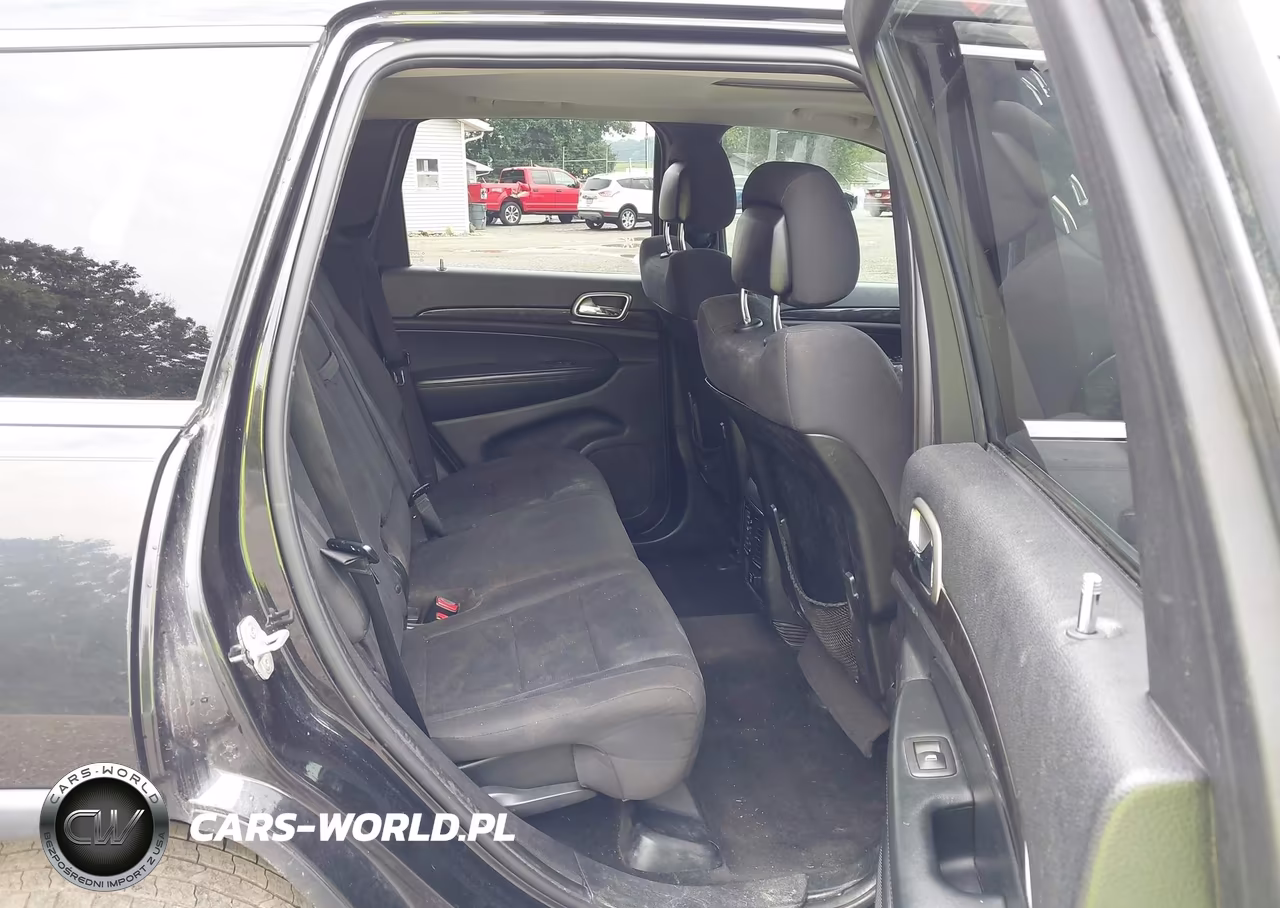2013 Jeep Grand Cherokee Laredo VIN:1C4RJFAG6DC633495 - 8