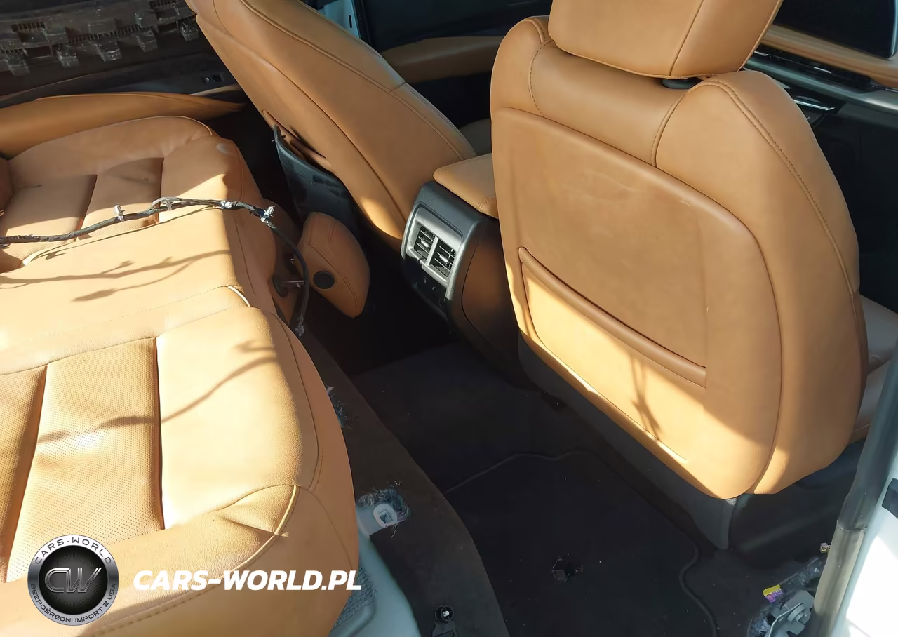 2025 Cadillac Xt4 Fwd Premium Luxury VIN:1GYFZCR42SF113854 - 8