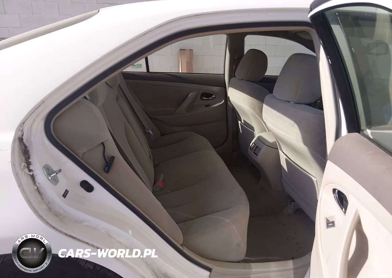 2010 Toyota Camry Hybrid VIN:4T1BB3EKXAU123695 - 8