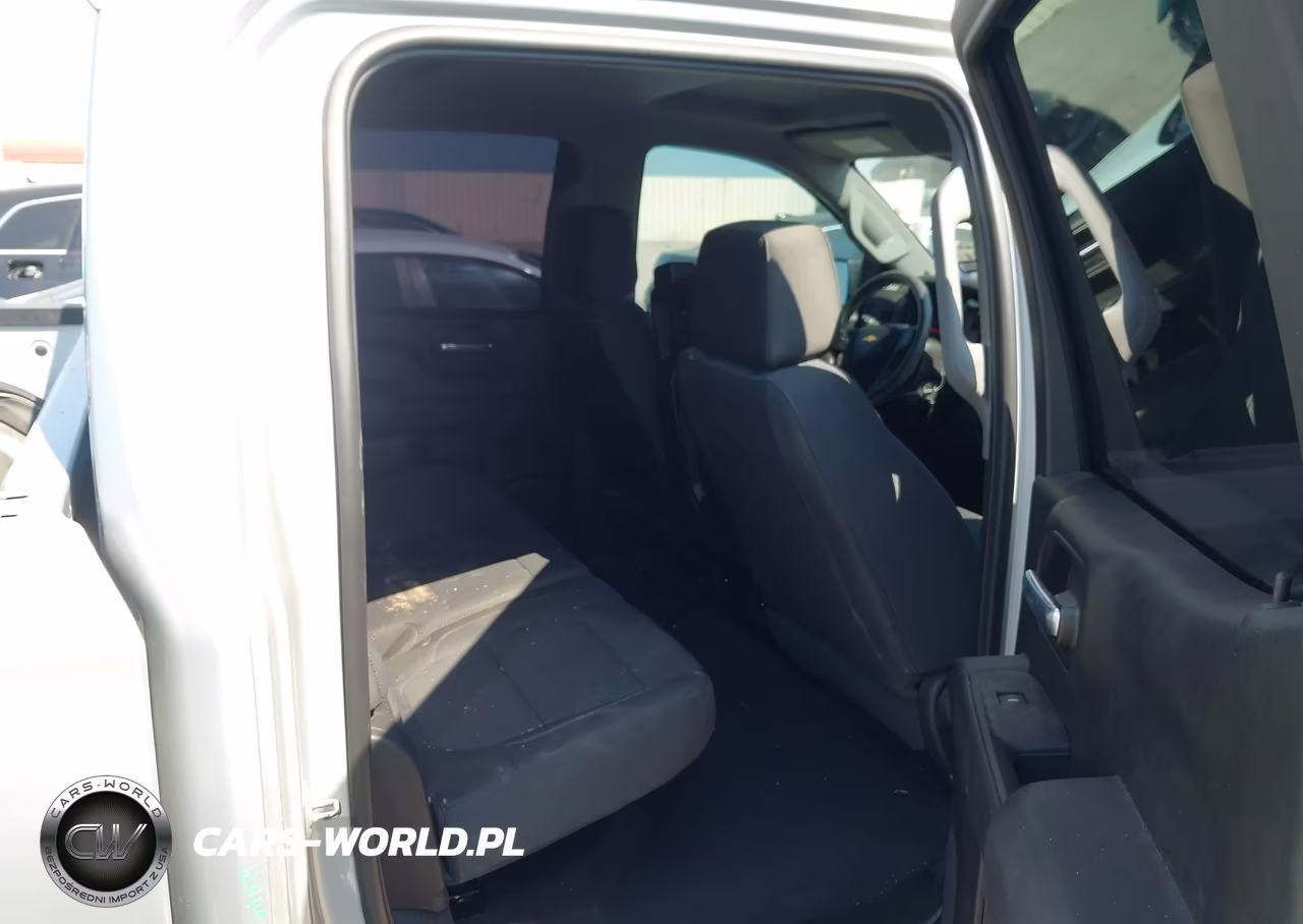 2020 Chevrolet Silverado 1500 2Wd Short Bed Custom VIN:1GCPWBEH2LZ121720 - 8