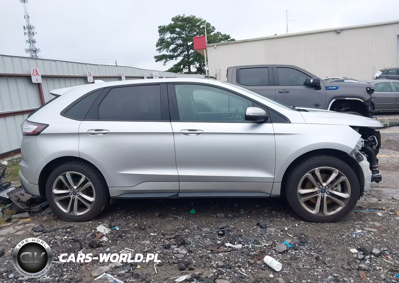 2015 Ford Edge Sport VIN:2FMTK4AP6FBB75933 - 13